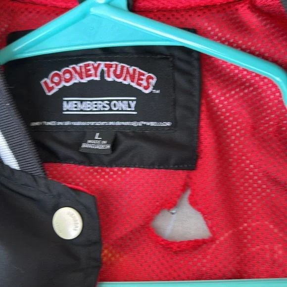 Members Only Looney Tunes Varsity Jacket - Picture 10 of 10